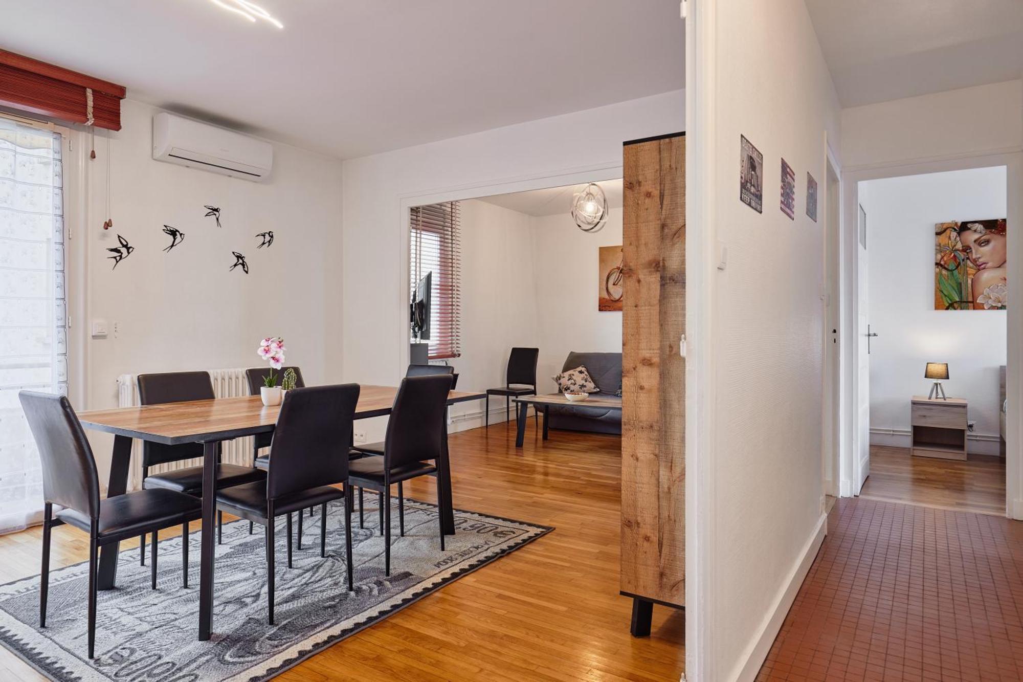 Les Hirondelles - 2 Chambres, 3 Lits, Climatisation Et Balcon Bourg-en-Bresse Exterior photo